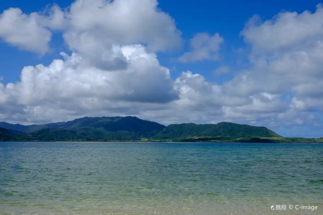Hotels near Kohama Island