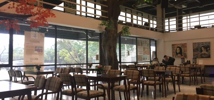 创客方舟咖啡厅(肇庆学院店)