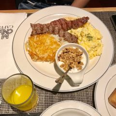 M One Cafe Daan User Photo