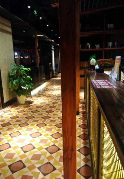 赵记阿香婆麻辣烫(和平广场凯生店)