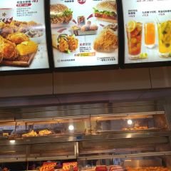 KFC (yimeng) 여행 사진