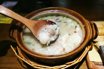 綠色吳家粥鋪(馬鞍山金鷹店)