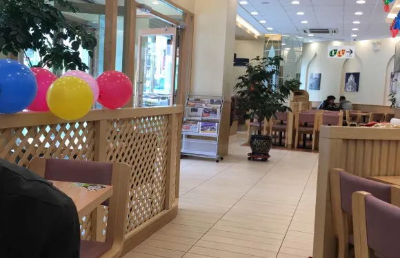 德克士(花兒步行街清真店)