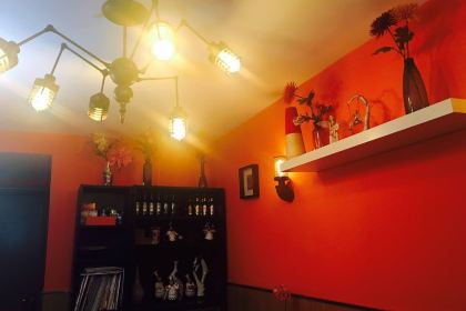 MAI BU LA SUO JIN CUN DIAN