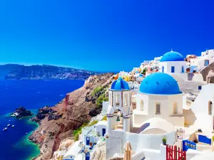 Top 17 Best Things to Do in Santorini