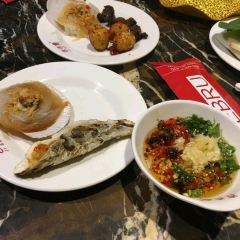 Jibuluniupaihaixianzizhu (tongchuanluofuguangchang) User Photo