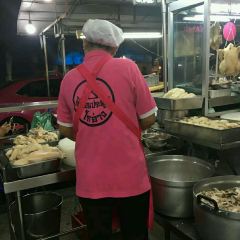 Go-Ang Chicken Rice Pratunam User Photo