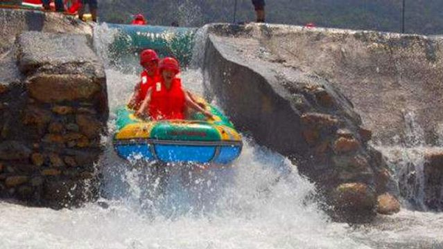 Shibingheda Canyon Drifting