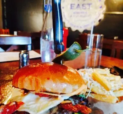 10 East Kitchen and Tap House