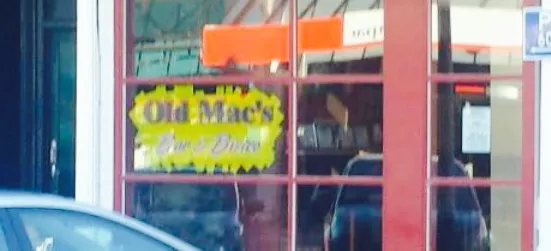 Old Mac's Bar & Bistro
