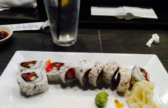 Moon Thai & Japanese