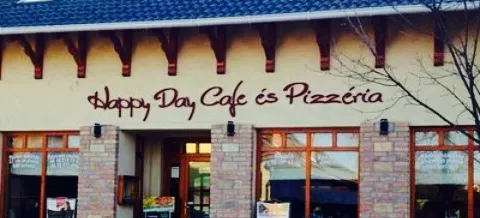 Happy Day Cafe and Pizzéria in 格德勒
