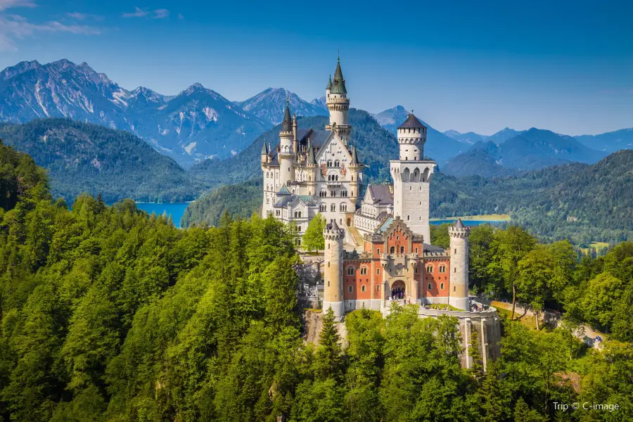 Neuschwanstein Castle