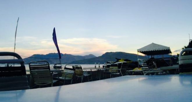 Johan and Maria's 24 Hour Restaurant & Bar