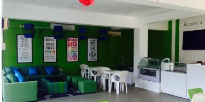 Scoops N' Smiles Yummy Treats