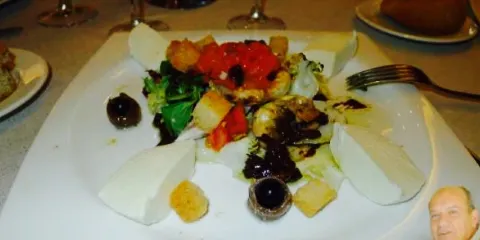 A Ponte Ribeira Restaurant