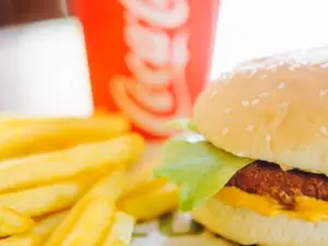Leon's Burgers & Wings JBN