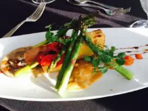 Three Ravens Restaurant & Wine Bar