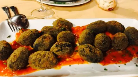Restaurante Parillada Villanueva in ラリン