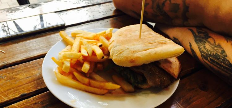 Bonny Hills Beach Hotel Bistro