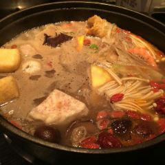 RI GAO GUO WU User Photo