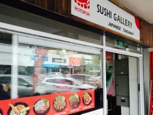 Sushi Gallery