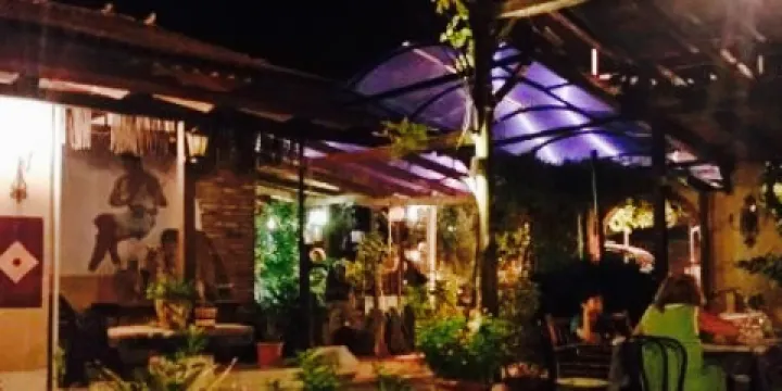 Elias' Garden Restaurant Tavern