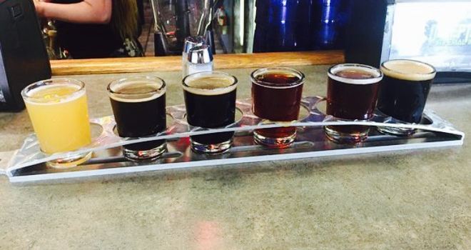 Nookie's Restaurant & Brewery