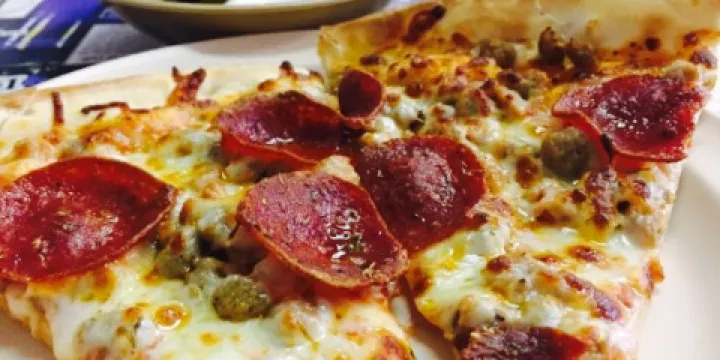 Larry's Pizza-Downtown