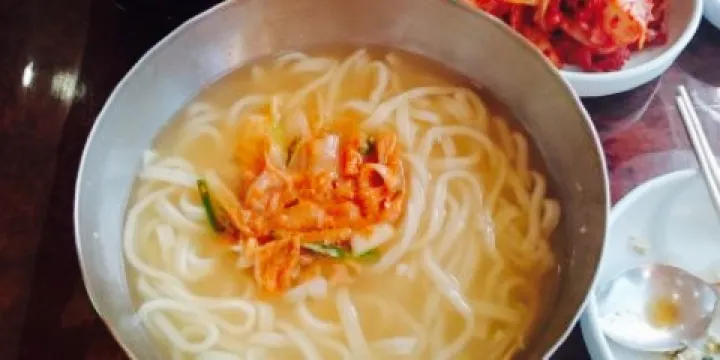 Tongil Noodles Soup
