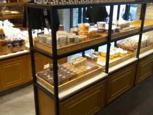 洁洁西饼屋(三中店)