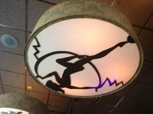 Z's Bar & Restaurant