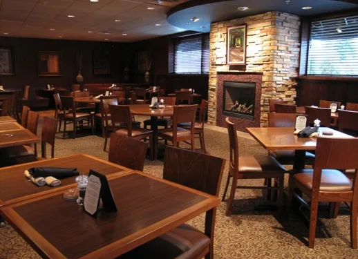 Medina Entertainment Center and Robert's Restaurant and Bar