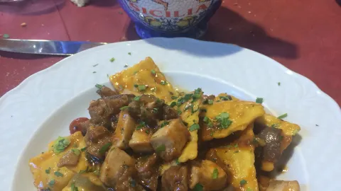 La Pentolaccia in 에리체