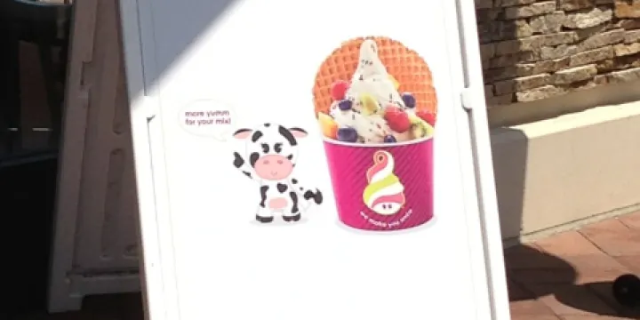 Menchie's Frozen Yogurt