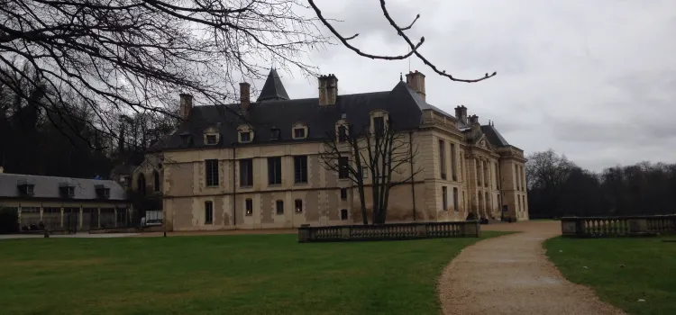 Chateau de Mery