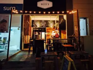 Betty`s