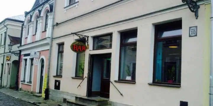 Asia. Bar. Kielbasa Z.