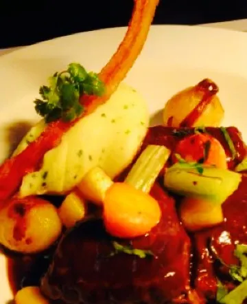 The Laroch Restaurant & Bar