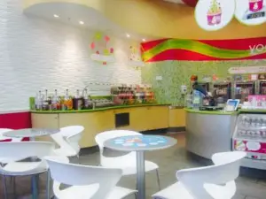 Menchie's Frozen Yogurt