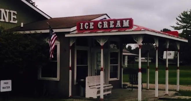 Arcadia Ice House Ice Cream Shoppe