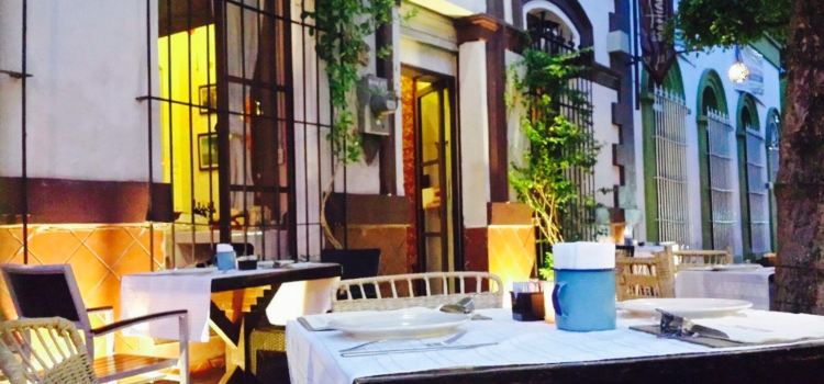 Carinomio Bistro