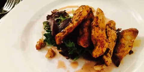 Restaurant at Rollestone Manor