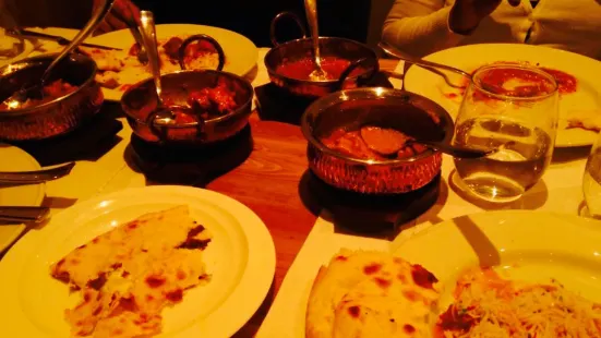 Restaurante Tandoori, Cocina India