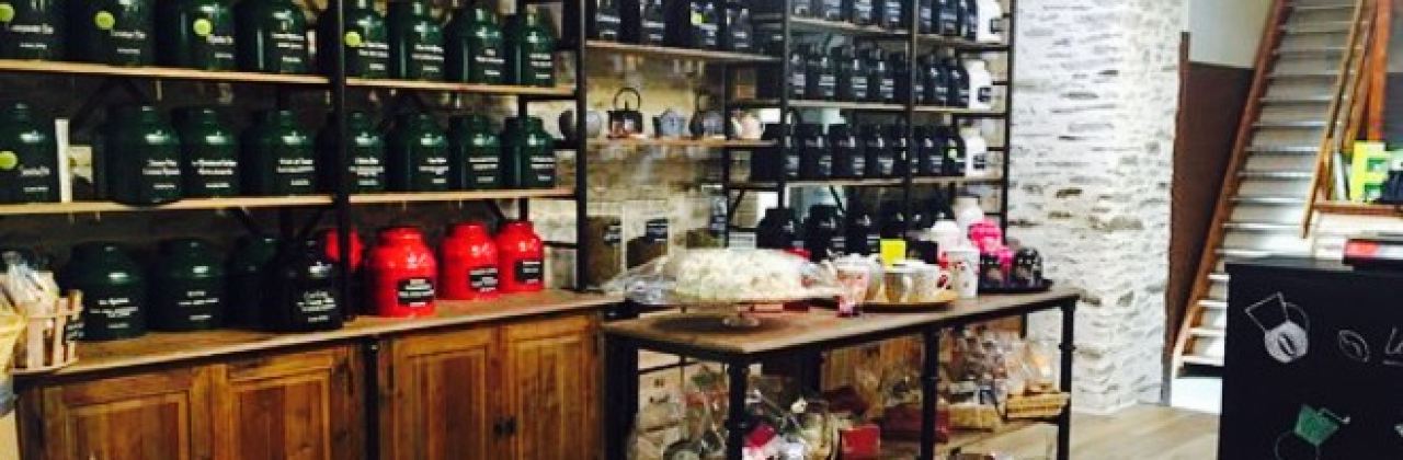 Un Grain, une Feuille