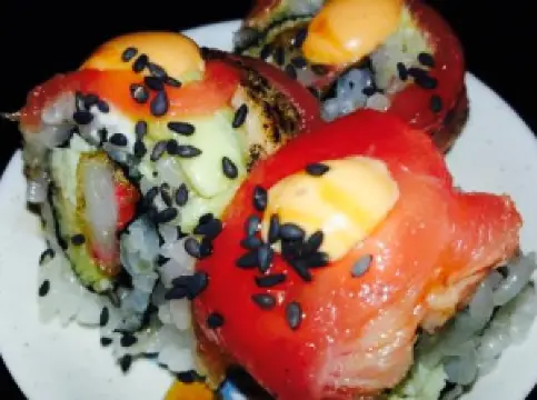 Sakura Sushi Piano Bar