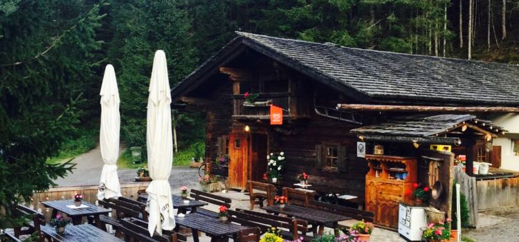 Alzenbrunnhütte