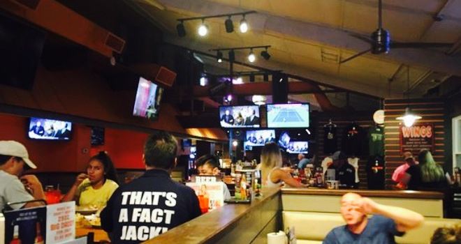 Hooters