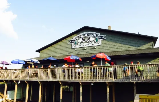 Buffalo House Bar & Restaurant