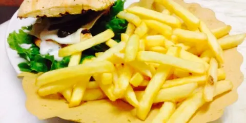 Osteria del bazzone s.a.s. Di Nutini Valentina e c.